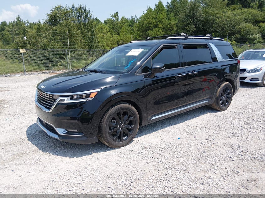 2022 KIA CARNIVAL MPV auction photo 2