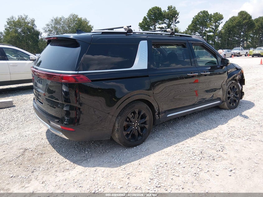 2022 KIA CARNIVAL MPV auction photo 4