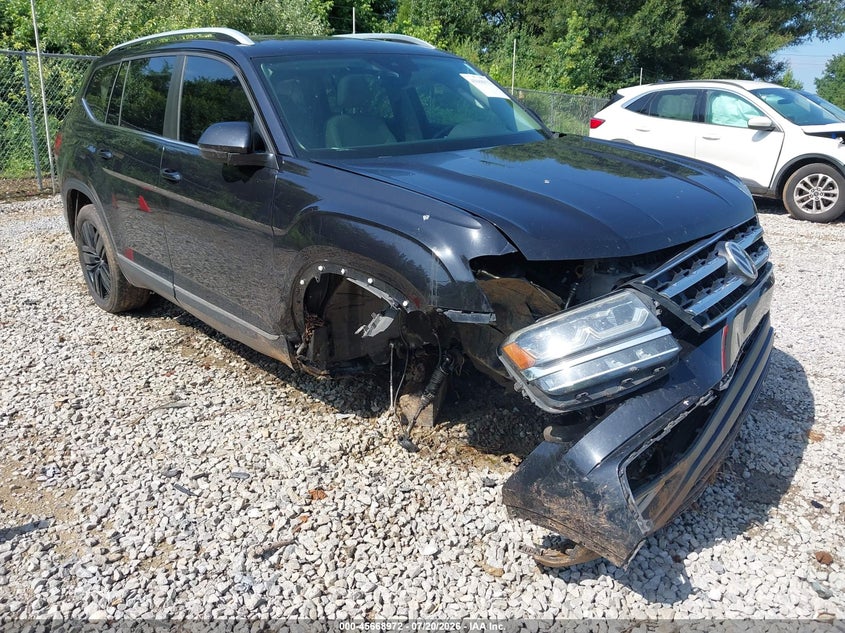 2018 Volkswagen Atlas 2.0T Sel VIN: 1V2EP2CA5JC599462 Lot: 45668972