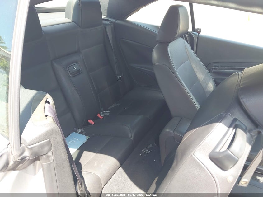2010 VOLKSWAGEN EOS auction photo 8