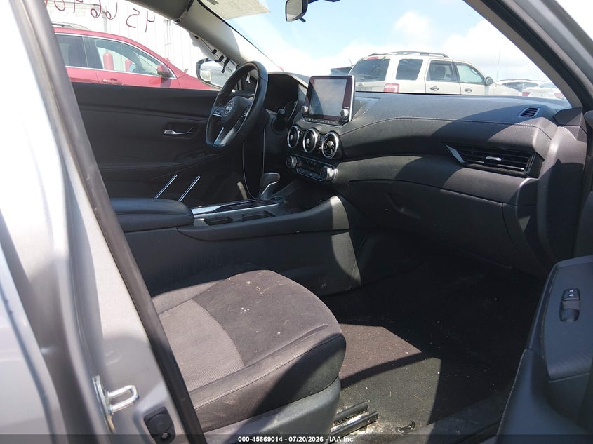 2022 NISSAN SENTRA auction photo 5