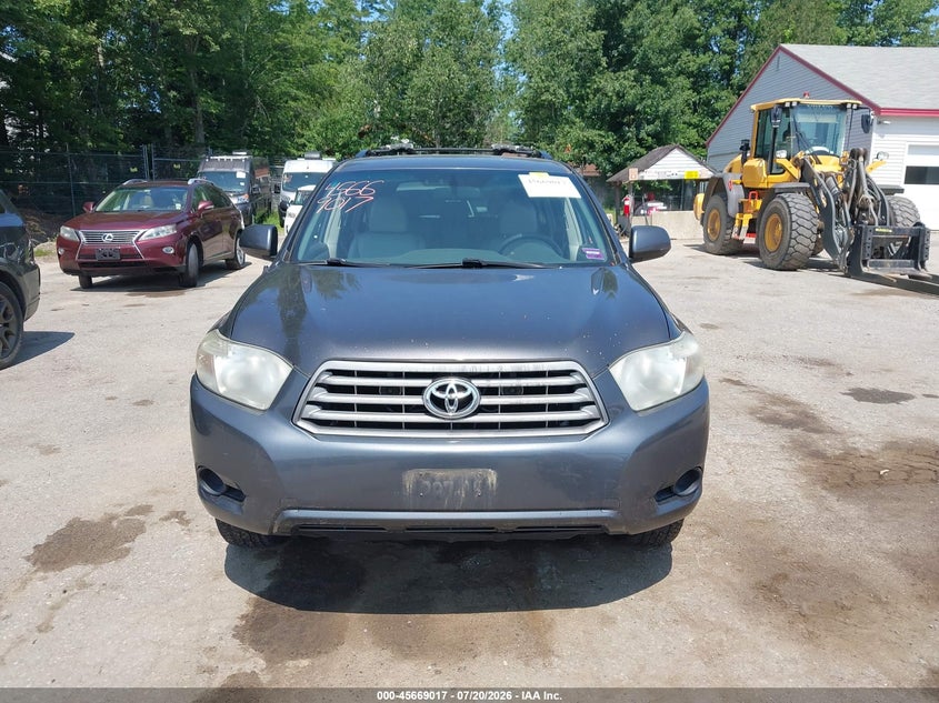 2010 Toyota Highlander Base V6 VIN: 5TDBK3EH1AS003815 Lot: 45669017