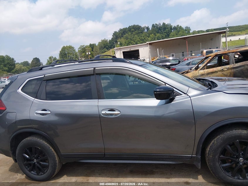 2017 Nissan Rogue Sv VIN: 5N1AT2MV1HC884453 Lot: 45669023
