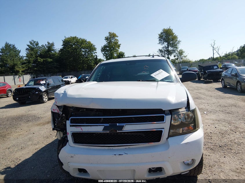 2008 Chevrolet Tahoe Ltz VIN: 1GNFK13038R195614 Lot: 45669035