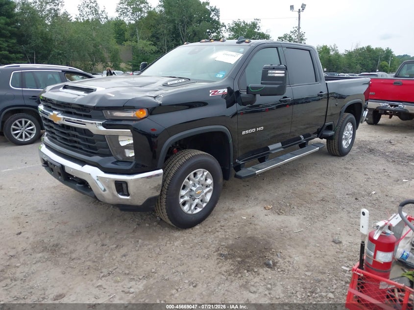 2025 Chevrolet Silverado 2500Hd 4Wd Standard Bed Lt, Front End, IAAI, VIN 2GC4KNE72S1187800 — photo 2