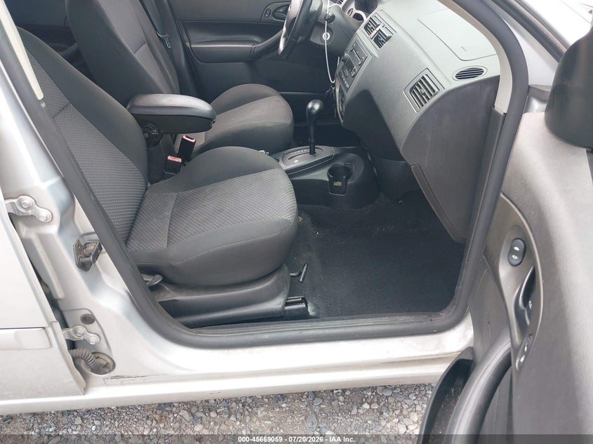 2006 Ford Focus Zx5 VIN: 1FAFP37N86W157084 Lot: 45669059