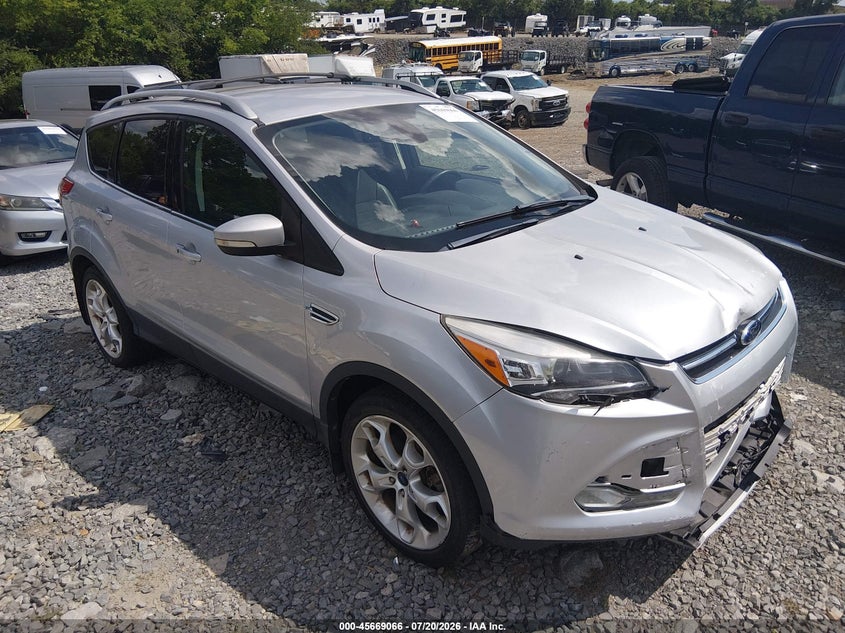 2013 FORD ESCAPE auction photo 1