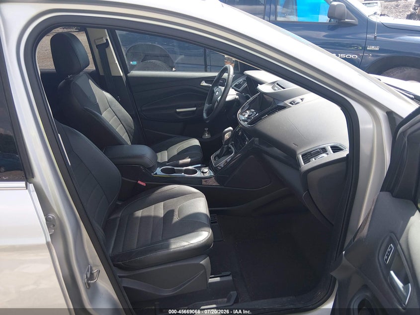 2013 FORD ESCAPE auction photo 5