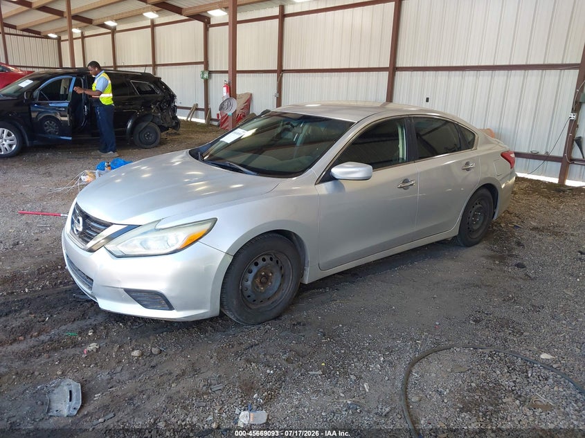 2016 NISSAN ALTIMA auction photo 2