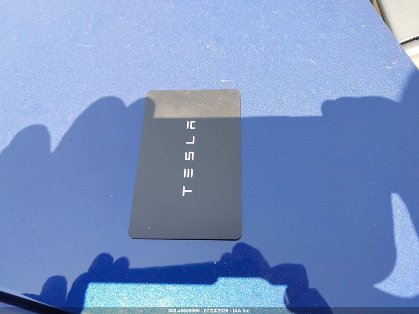 TESLA MODEL 3 - zdjęcie 11