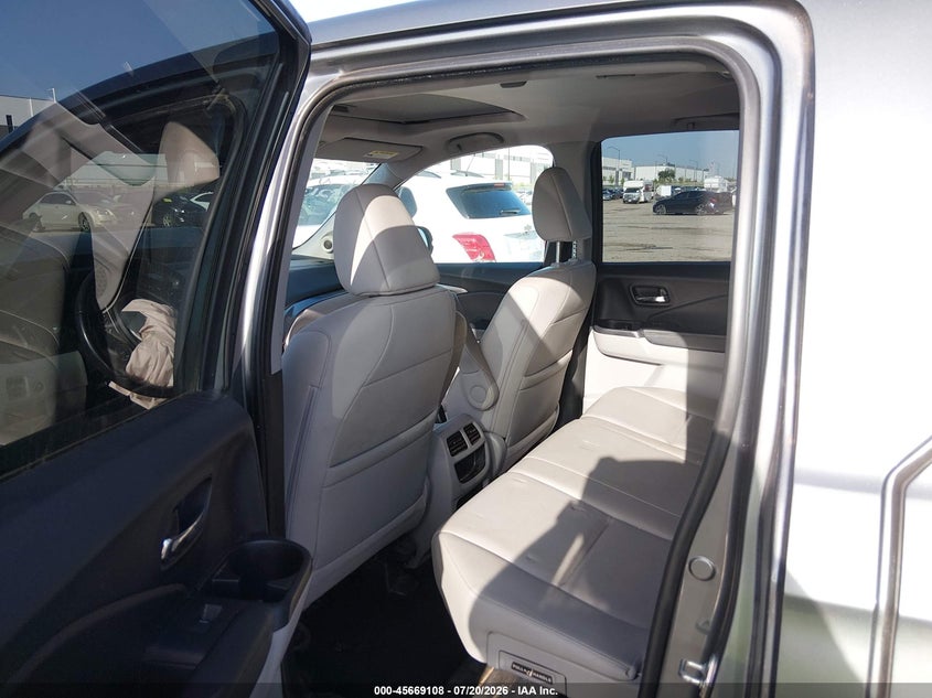 2019 Honda Ridgeline Rtl-T VIN: 5FPYK3F64KB004641 Lot: 45669108