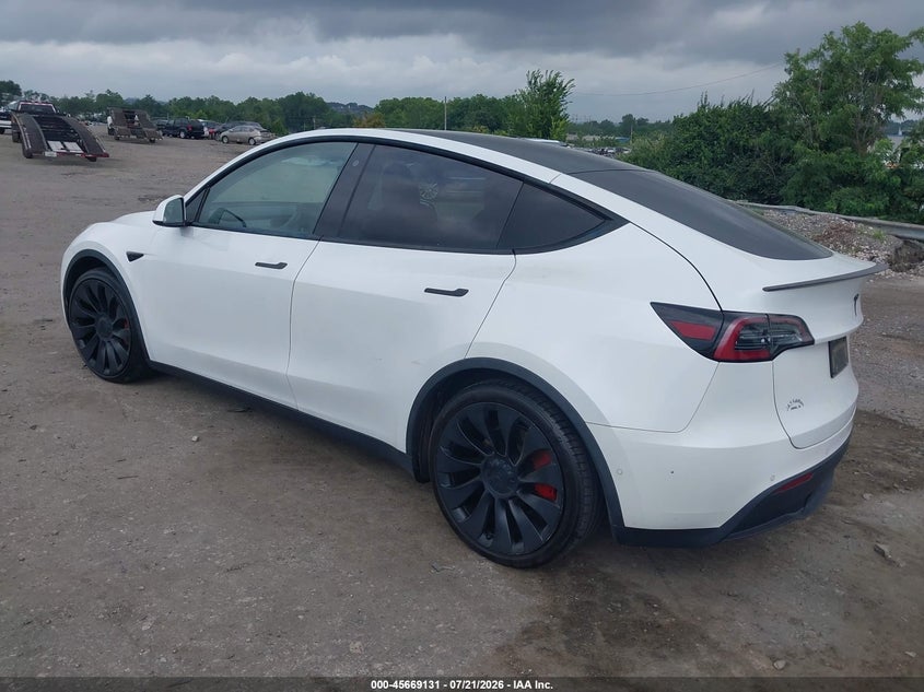 2020 Tesla Model Y Long Range Dual Motor All-Wheel Drive/Performance Dual Motor All-Wheel Drive VIN: 5YJYGDEF0LF028051 Lot: 45669131
