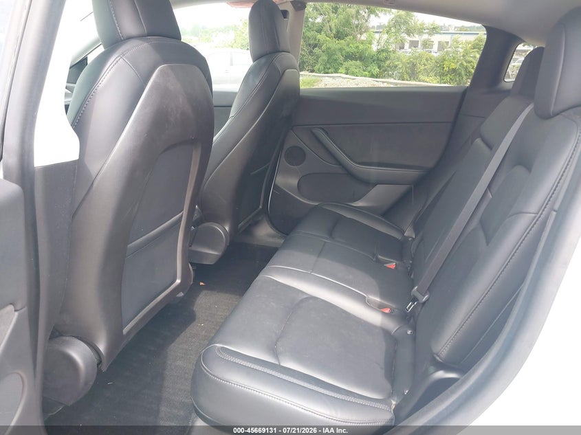 2020 Tesla Model Y Long Range Dual Motor All-Wheel Drive/Performance Dual Motor All-Wheel Drive VIN: 5YJYGDEF0LF028051 Lot: 45669131