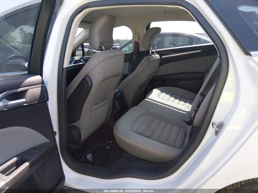2014 FORD FUSION auction photo 8