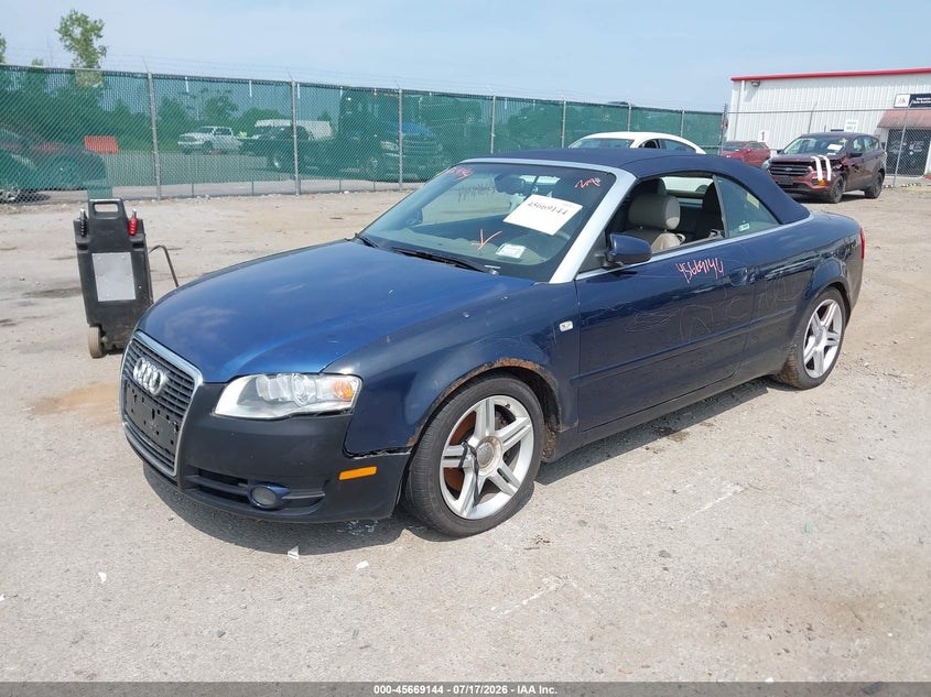 2008 Audi A4, Left & Right Side, IAAI, VIN WAUDF48H88K004456 — photo 2