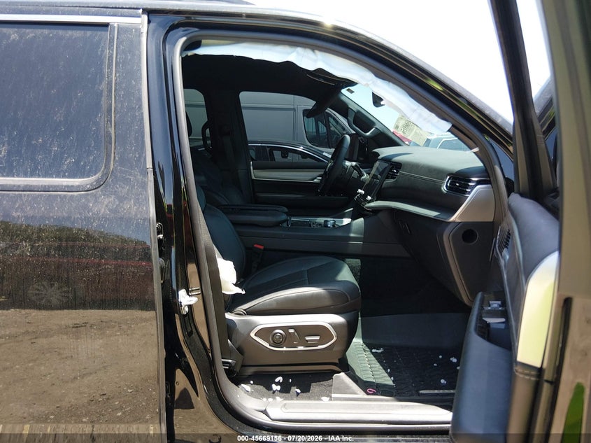 2025 JEEP WAGONEER L auction photo 5