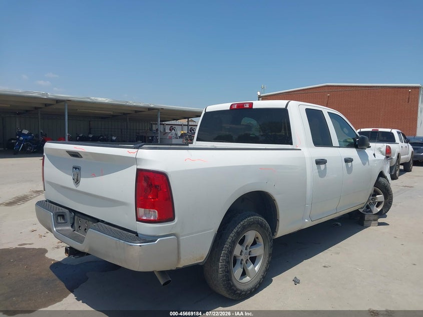 Vin: 1c6rr6fg2ls138319, lot: 46167784, ram 1500 classic tradesman  4x2 6'4 box 20204