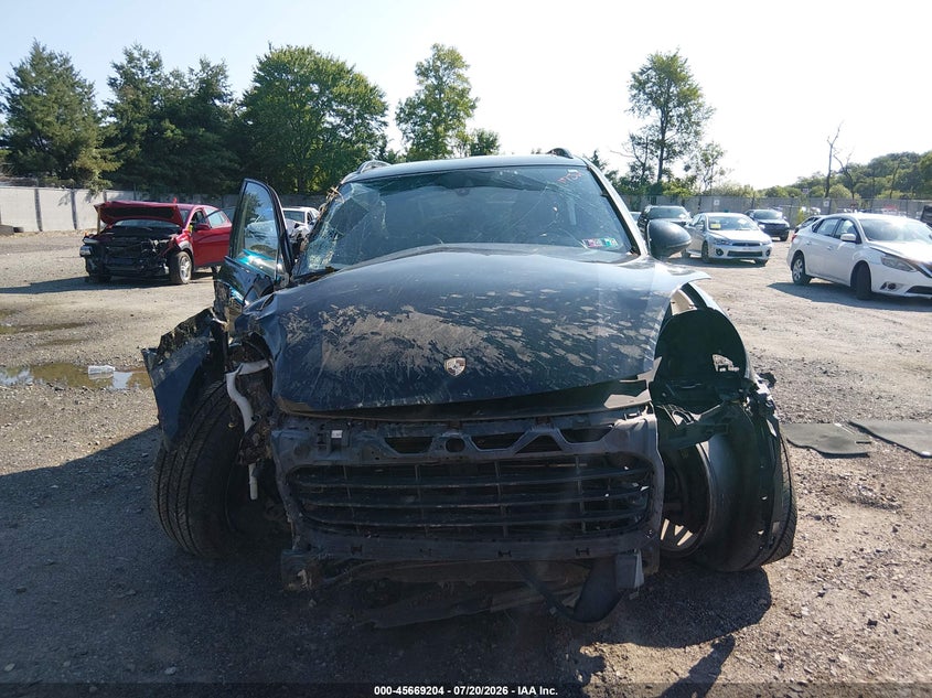 PORSCHE CAYENNE - zdjęcie 12