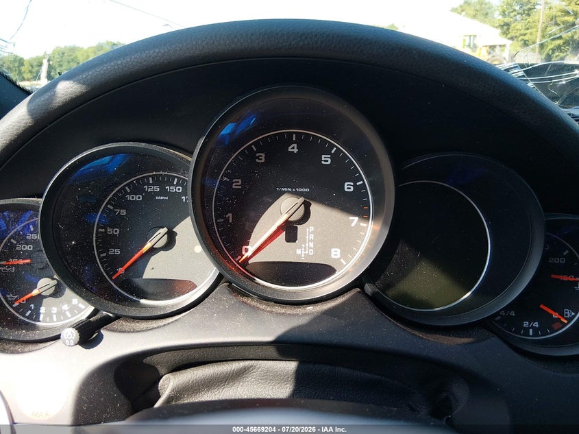 2017 PORSCHE CAYENNE auction photo 7