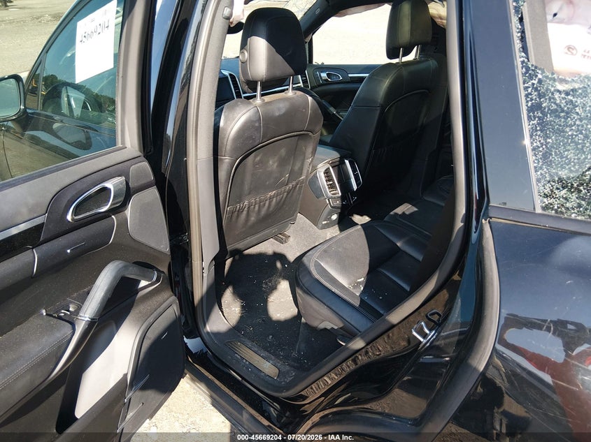 2017 PORSCHE CAYENNE auction photo 8