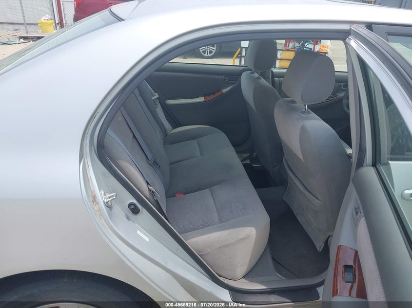 2006 Toyota Corolla Le VIN: 1NXBR32EX6Z570190 Lot: 45669216