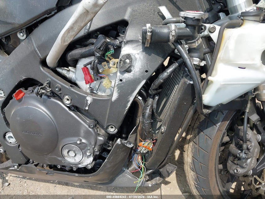 2006 HONDA CBR1000 auction photo 8