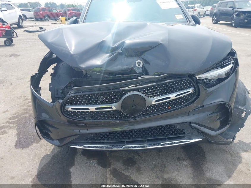 2024 Mercedes-Benz Glc 300 4Matic Suv VIN: W1NKM4HB2RF088823 Lot: 45669254