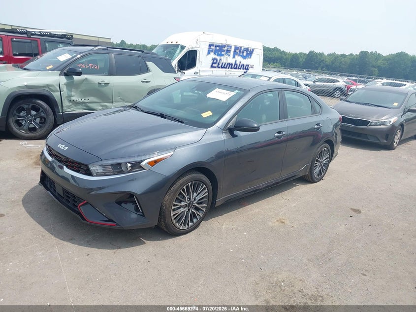 2024 Kia Forte, Град, IAAI, VIN 3KPF54AD0RE754573 — фото 2