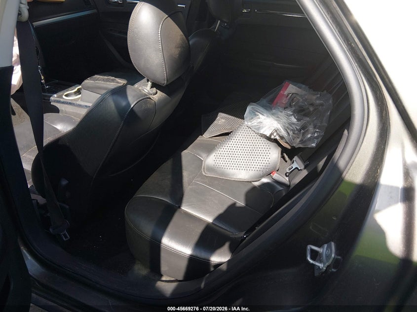 2010 Chrysler 300 Touring/Signature Series VIN: 2C3CK5CV3AH144137 Lot: 45669276