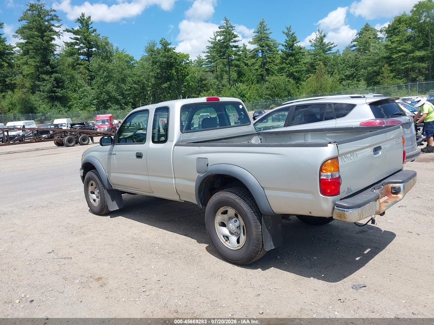 2004 TOYOTA TACOMA auction photo 3