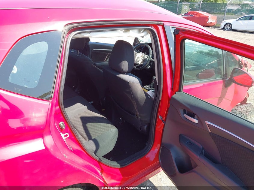 2018 Honda Fit Sport VIN: 3HGGK5H66JM717517 Lot: 45669333