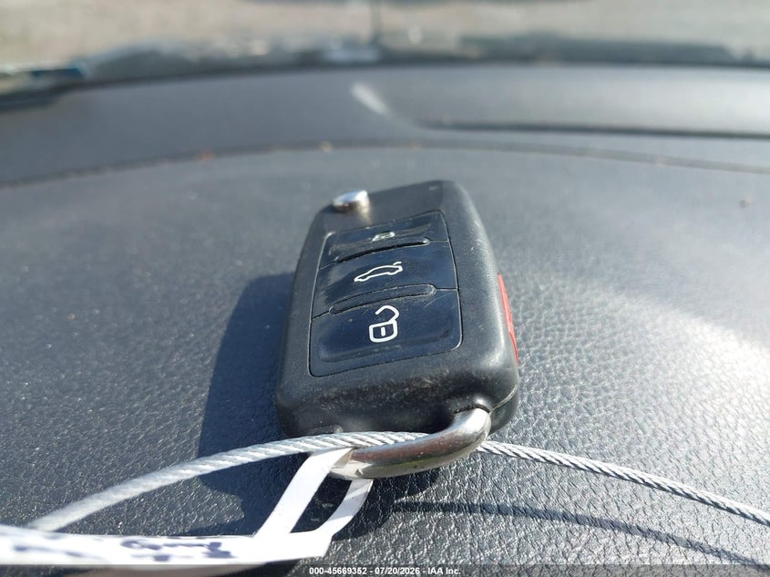 2017 VOLKSWAGEN JETTA SEDAN 1.4L I-4 DI, DOHC, VVT, TURBO, 150HP