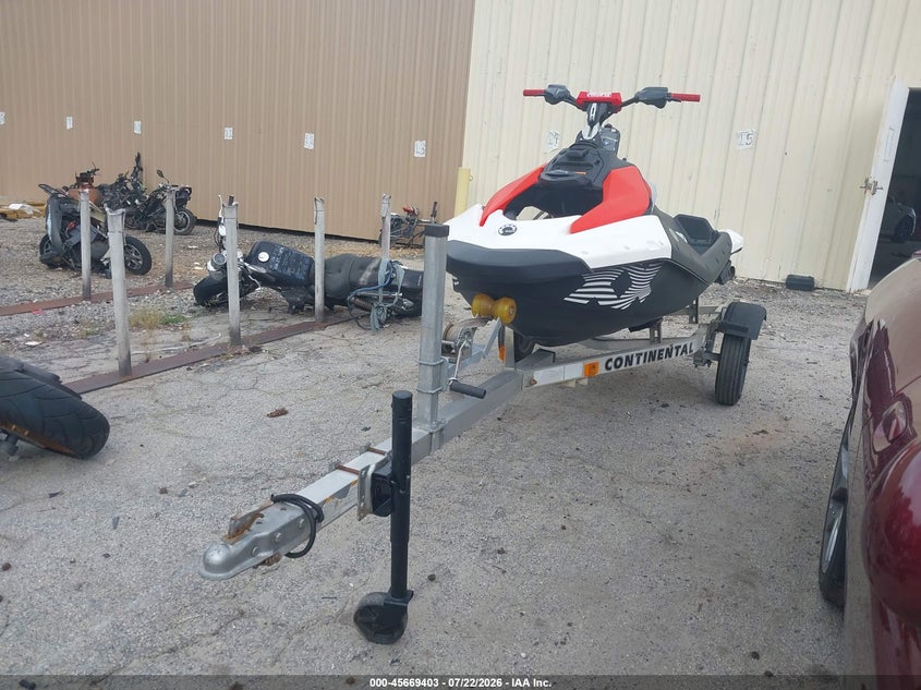 2024 SEADOO SEADOO auction photo 2
