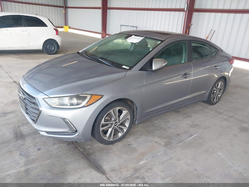 2017 HYUNDAI ELANTRA auction photo 2