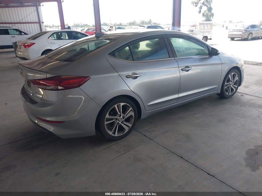 2017 HYUNDAI ELANTRA auction photo 4
