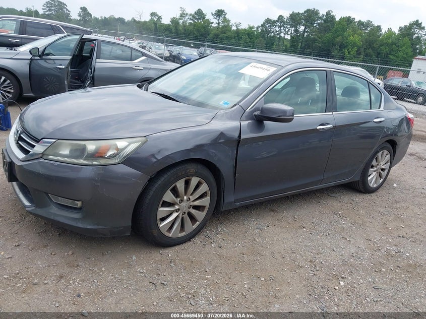 2013 HONDA ACCORD auction photo 6