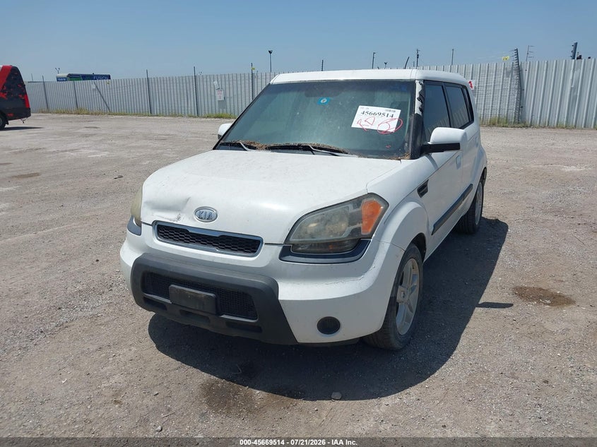 Vin: kndjt2a26a7094272, lot: 46168114, kia soul + 20102