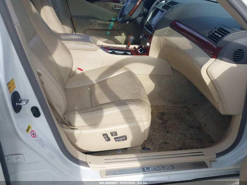 2011 LEXUS LS 460 auction photo 5
