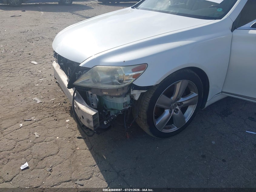 2011 LEXUS LS 460 auction photo 6