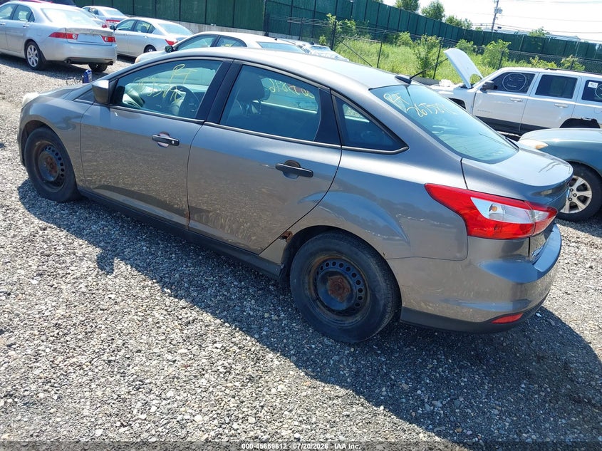 2013 Ford Focus S VIN: 1FADP3E28DL206492 Lot: 45669612