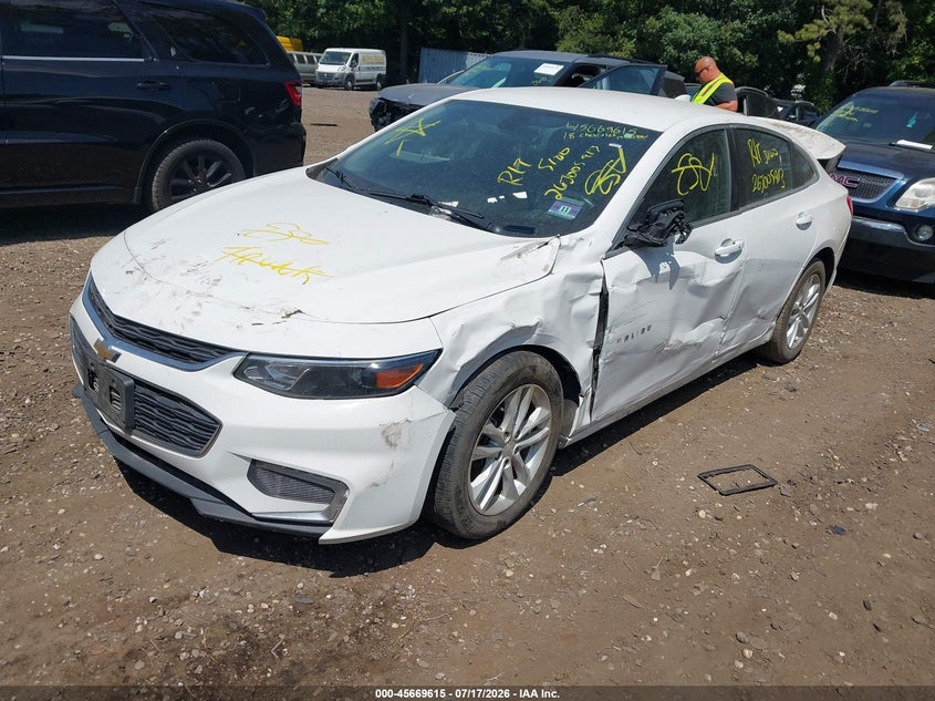 2018 CHEVROLET MALIBU auction photo 2