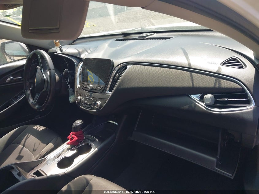 2018 CHEVROLET MALIBU auction photo 5
