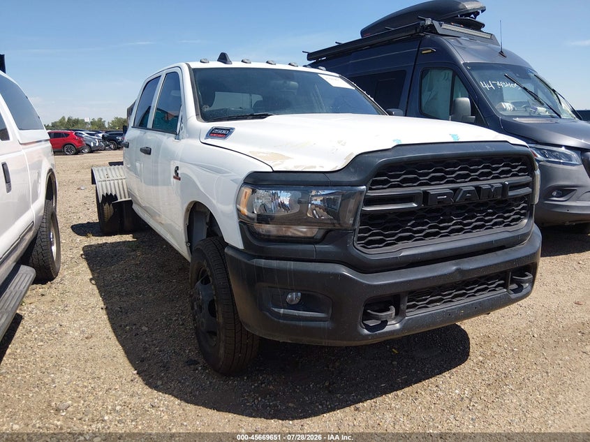 2023 RAM 3500 CHASSIS auction photo 1