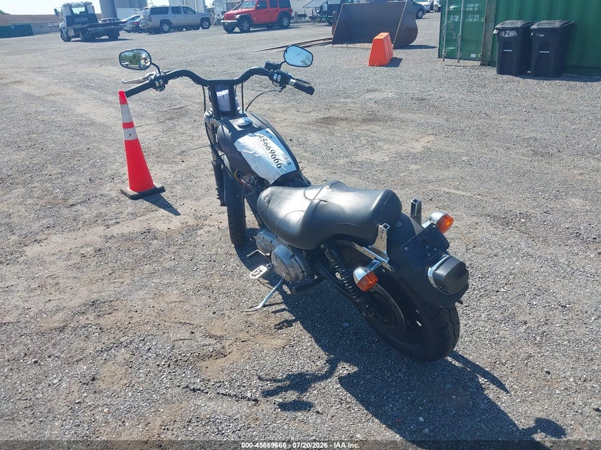 2002 HARLEY-DAVIDSON XL1200 auction photo 3