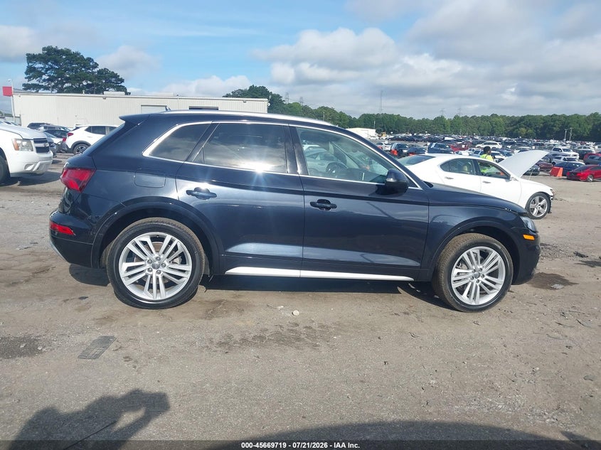 2018 Audi Q5 2.0T Premium/2.0T Tech Premium VIN: WA1BNAFY1J2222155 Lot: 45669719
