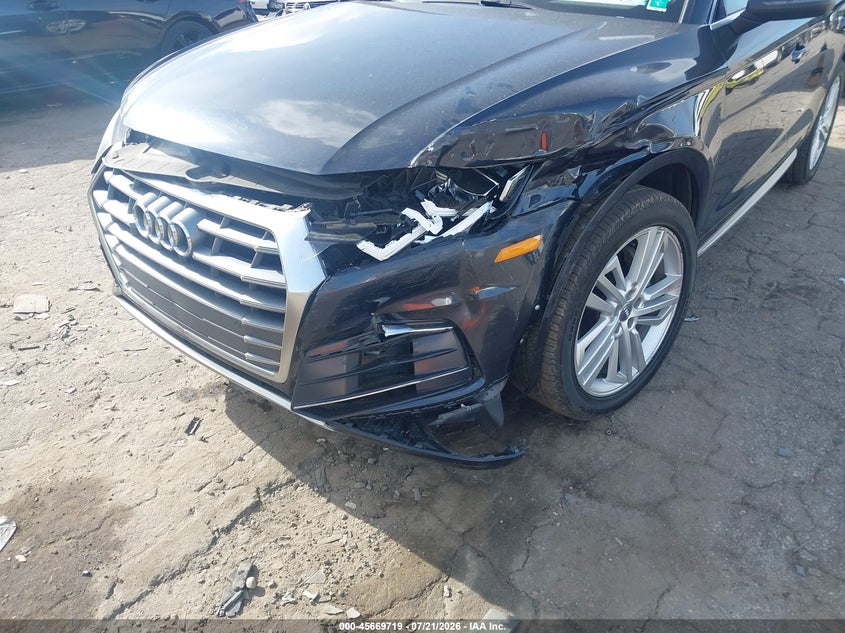 2018 Audi Q5 2.0T Premium/2.0T Tech Premium VIN: WA1BNAFY1J2222155 Lot: 45669719