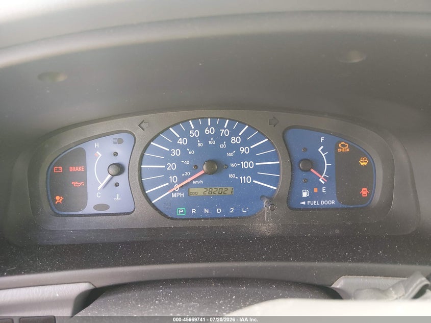 2003 Toyota Sienna Ce VIN: 4T3ZF19C33U516586 Lot: 45669741