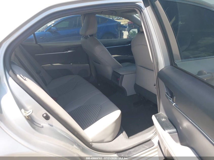TOYOTA CAMRY 2020 VIN 4T1G11AKXLU382189