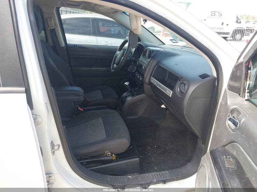 2015 Jeep Compass Sport VIN: 1C4NJCBA6FD190821 Lot: 45669767