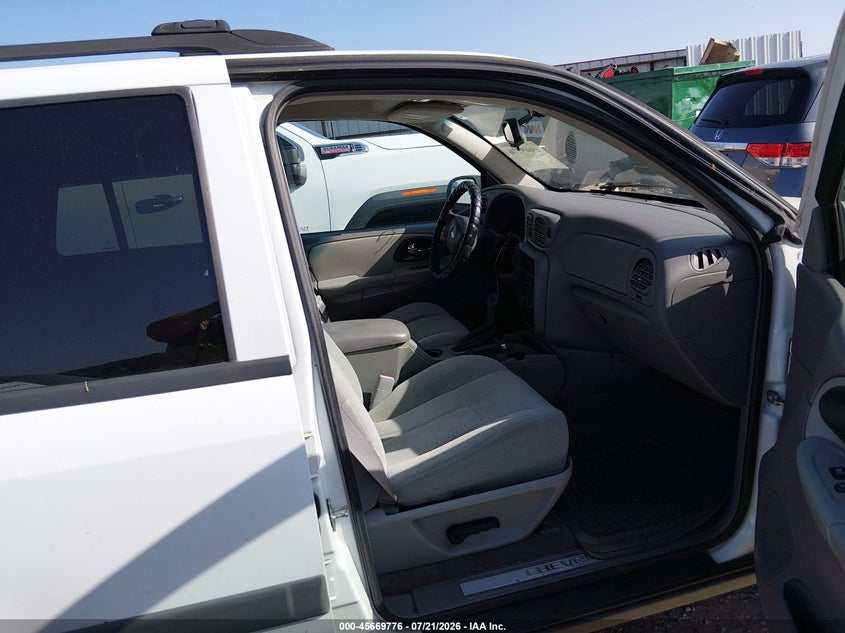 2005 CHEVROLET TRAILBLAZER — zdjęcie 5